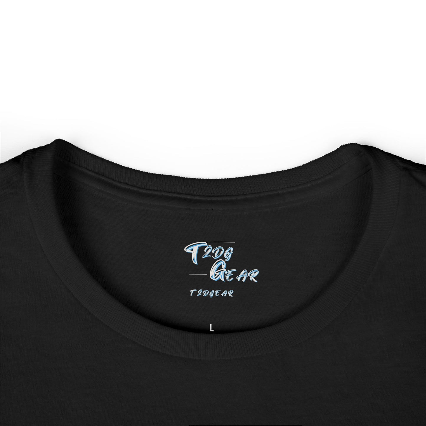 "It’s Giving" Women's Graphic Tee