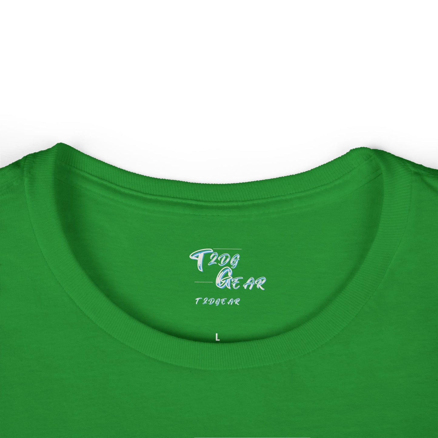 "It’s Giving" Women's Graphic Tee