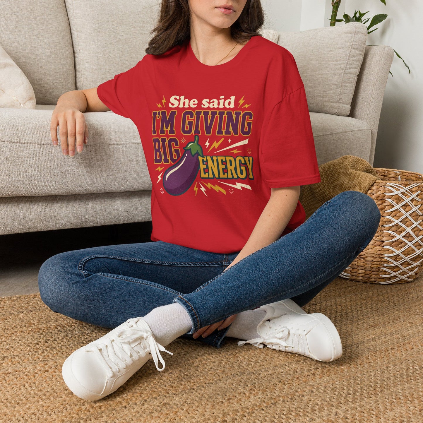 "It's Giving" Graphic Tee